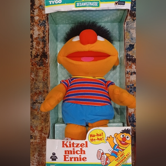 Vintage Tyco Tickle Me Ernie Works Shakes Talks Laughs Sesame Street Plush Doll - Picture 3 of 3